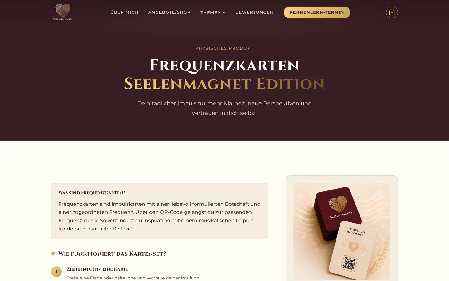 Produktseite „Frequenzkarten – Seelenmagnet Edition“ mit Erklärung des Kartensets und einem Foto der Karten, eine davon mit QR-Code